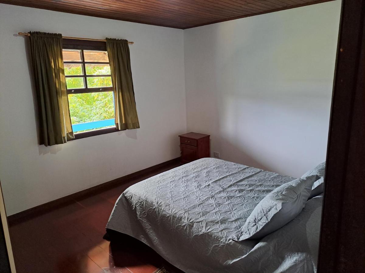 Villa Casa Trilha Campos do Jordão Esterno foto
